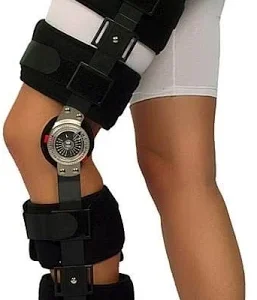 KISA AÇILI AYARLANABİLİR DİZLİK